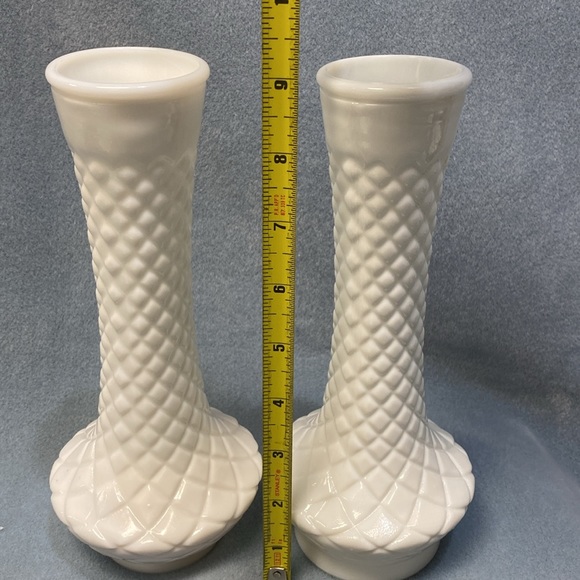 Vintage RANDALL White Milk Glass Bud Vase Diamond Embossed Bud Vases 9" (2) - Picture 13 of 13